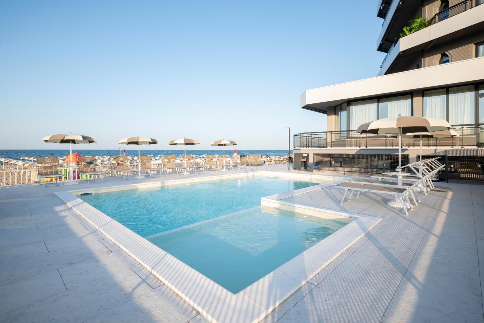 Hotel Playa Suite فانو المظهر الخارجي الصورة